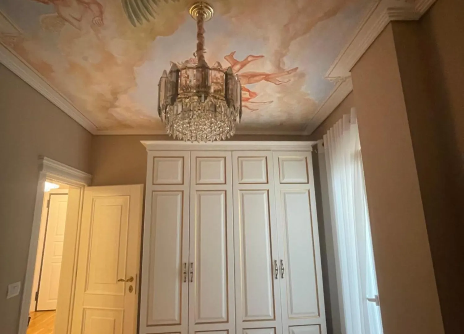 Deoni Apartment Luxury Tirana