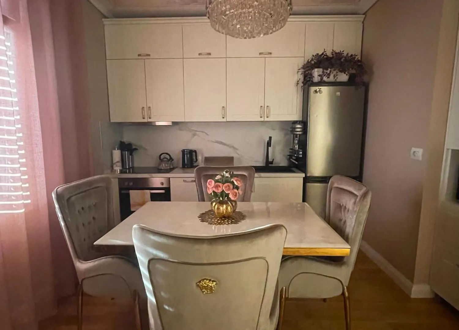 Deoni Apartment Luxury Tirana
