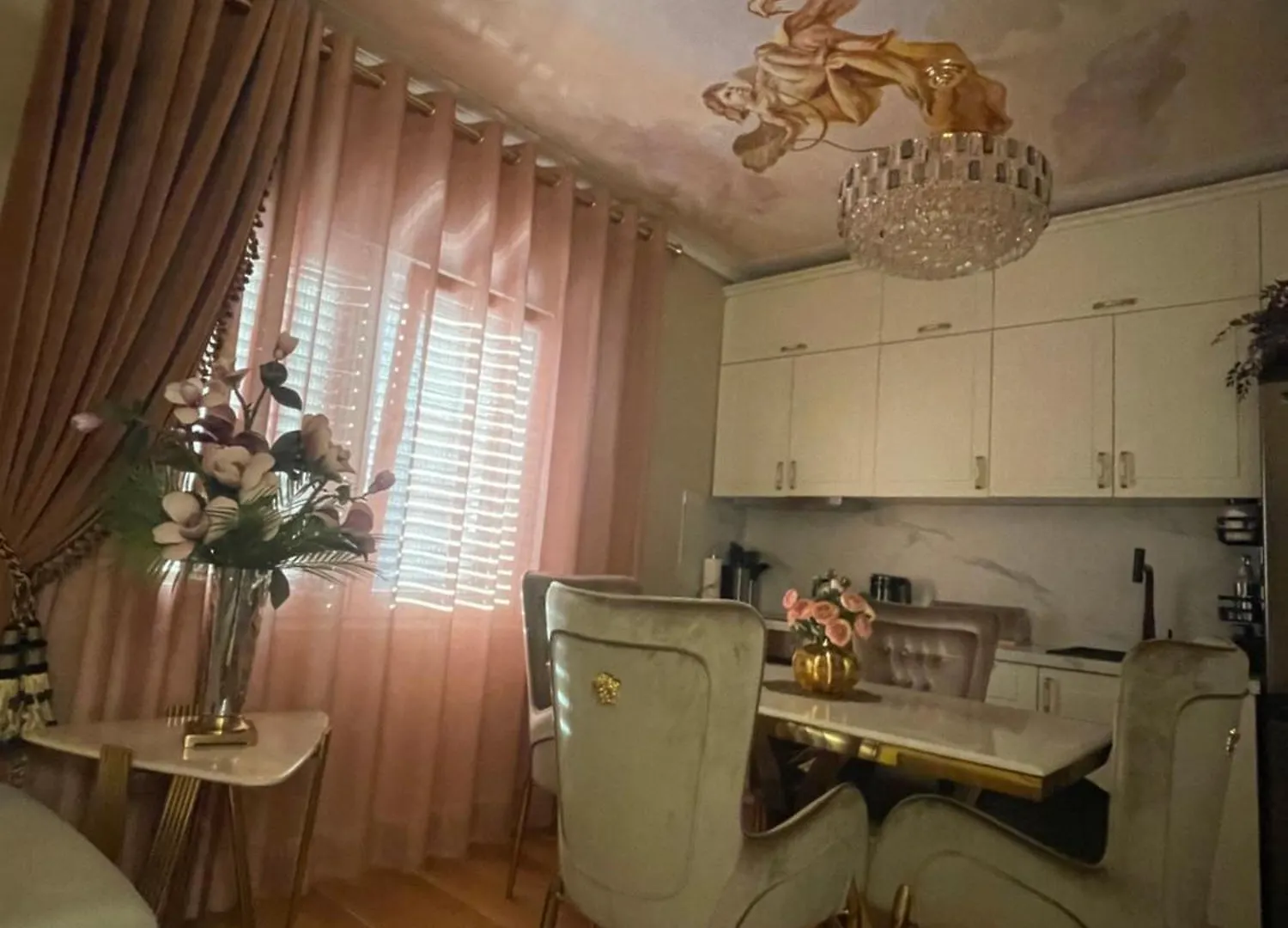 Deoni Apartment Luxury Tirana