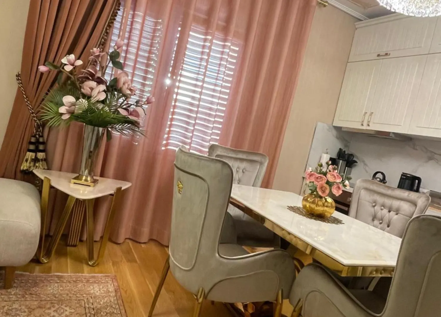 Deoni Apartment Luxury Tirana